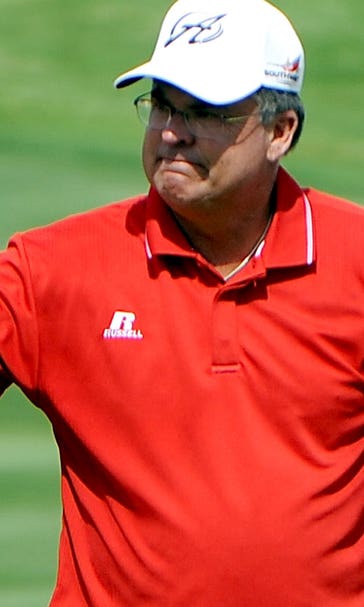 Champions Tour: Kenny Perry finishes strong, leads 3M Championship